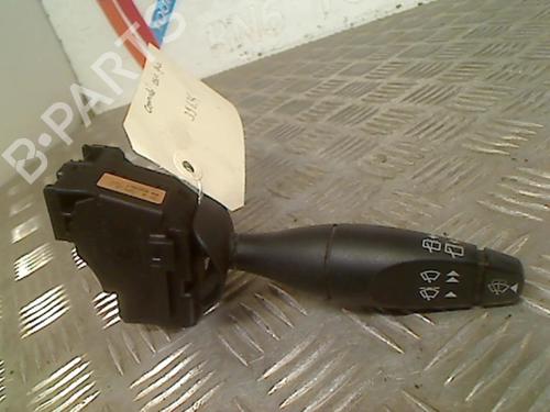Used Steering column stalk FORD FIESTA V (JH_, JD_) 1.4 TDCi (68 hp) 21730868
