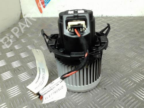 Heater blower motor RENAULT CLIO IV (BH_) 1.5 dCi 90 | BP21750310M62 