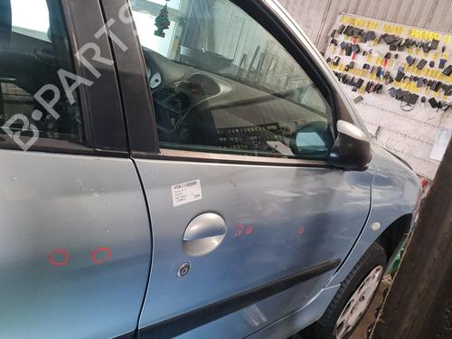 Used Right front door PEUGEOT 206 Hatchback (2A/C) 1.4 HDi eco 70 (68 hp) 30493266