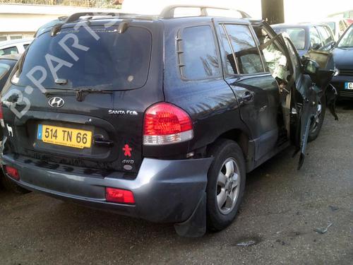 Left mirror HYUNDAI SANTA FÉ I (SM) 2.0 CRDi 4x4 | BP21744156C26 