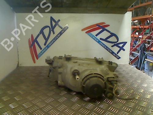 Right headlight SAAB 9-3 (YS3D) 2.2 TiD | BP21747086C29 
