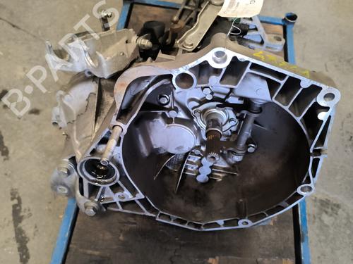 Used Gearbox FIAT PUNTO (199_) 1.3 D Multijet (75 hp) 22202657