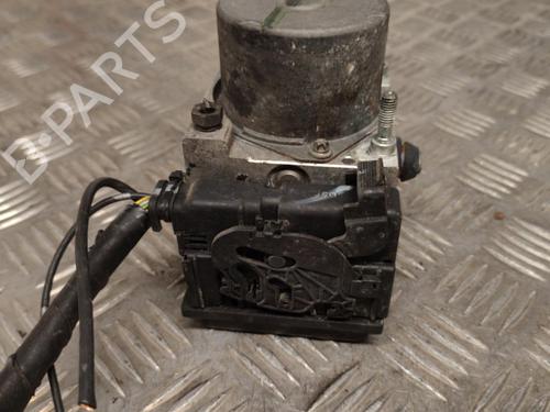 Used ABS pump NISSAN MICRA III (K12) 1.2 16V (80 hp) 21750602
