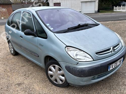 Front left lock CITROËN XSARA PICASSO (N68) 2.0 HDi | BP22181227C98 