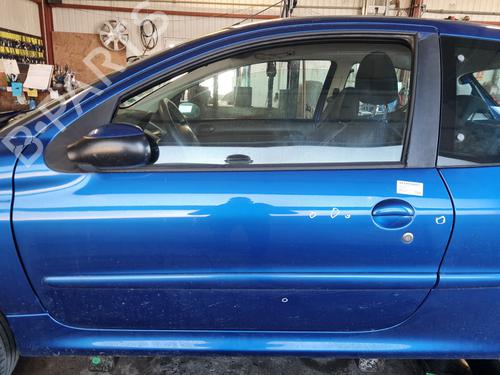 Used Left front door PEUGEOT 206+ (2L_, 2M_) 1.4 i (2LKFWA, 2MKFWA) (75 hp) 21798498