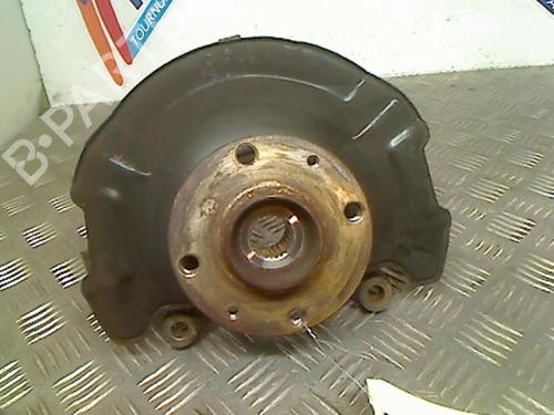 Used Left front steering knuckle SUZUKI SPLASH (EX) 1.0 (A5B310) (65 hp) 21732253