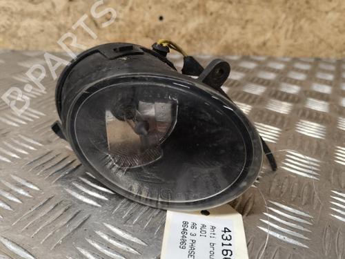 Feu de brouillard avant gauche AUDI A6 C6 (4F2) 2.7 TDI (180 hp) 21741685