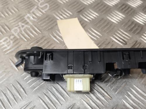 Used Left front window switch Left front window switch RENAULT CLIO IV (BH_) 1.5 dCi 75 (75 hp) 26178532 26178532