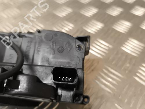 Front left lock RENAULT CLIO III (BR0/1, CR0/1) 1.2 16V (BR02, BR0J, BR11, CR02, CR0J, CR11) | BP21733675C98 