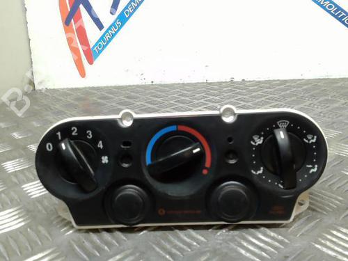 Climate control FORD FIESTA V (JH_, JD_) 1.3 | BP21738446I5 