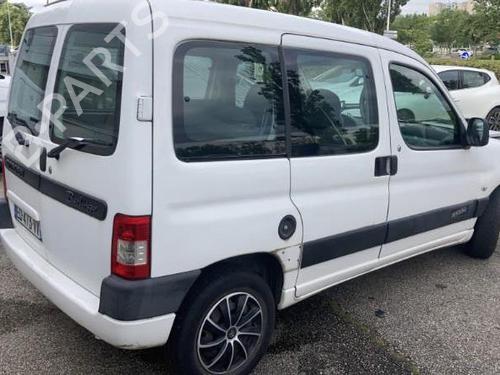 Third brake light CITROËN BERLINGO / BERLINGO FIRST MPV (MF_, GJK_, GFK_) 1.4 i (MFKFX, MFKFW, GJKFWB, GJKFWC, GFKFWC) | BP21733667L11 