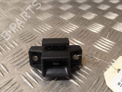 Used Tailgate lock RENAULT TWINGO I (C06_) 1.2 (C066, C068) (58 hp) 21729510