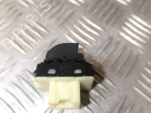 Right front window switch RENAULT ZOE (BFM_) ZOE | BP29082911I26