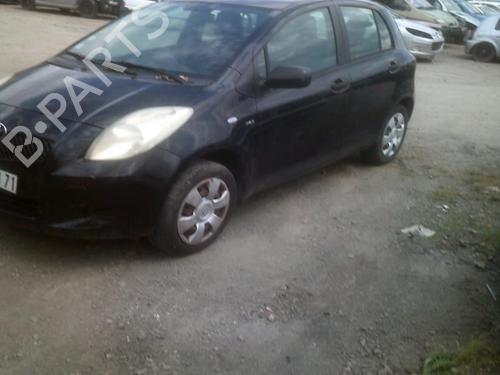 Højre baglygte TOYOTA YARIS (_P9_) 1.4 D-4D (NLP90_, NLP90R) | BP21736076C35 