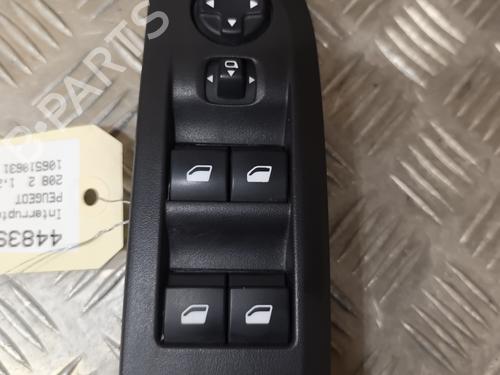Left front window switch PEUGEOT 208 II (UB_, UP_, UW_, UJ_) 1.2 PureTech 75 | BP27641744I27