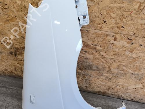 Aleta delantera derecha RENAULT SCÉNIC I MPV (JA0/1_, FA0_) 1.4 16V (JA0D, JA1H, Ja0W, JA10) (95 hp) 24620132