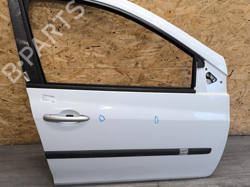 Used Right front door RENAULT CLIO III (BR0/1, CR0/1) 1.5 dCi (C/BR0G, C/BR1G) (68 hp) 26740308