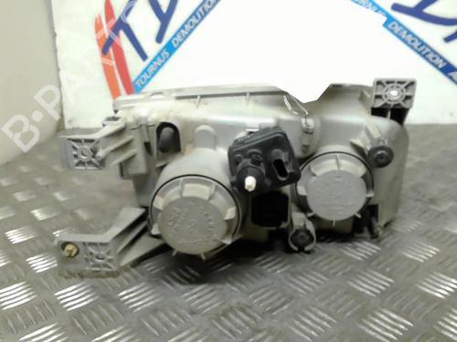 Left headlight HYUNDAI TRAJET (FO) 2.0 CRDi | BP21746517C28 