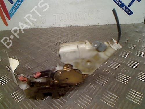 Vergrendeling links achter NISSAN ALMERA II Hatchback (N16) 1.5 dCi (82 hp) 21750714