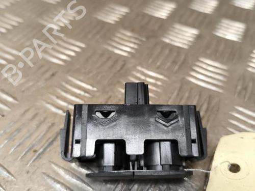 Warning switch DACIA SANDERO II TCe 90 (B8M1, B8MA, B8AC) | BP21733911I22 