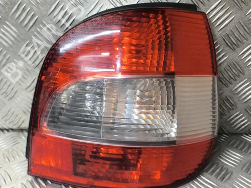 Farolim direito RENAULT SCÉNIC I MPV (JA0/1_, FA0_) 1.9 dCi (JA05, JA1F) (102 hp) 29574023