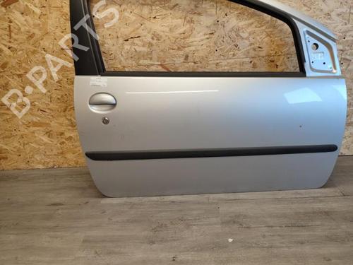 Right front door PEUGEOT 107 (PM_, PN_) 1.0 | BP21738093C3 