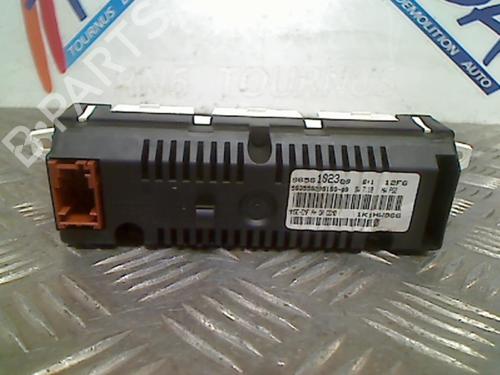 Used Display monitor PEUGEOT 207 (WA_, WC_) 1.4 16V (88 hp) 21738481