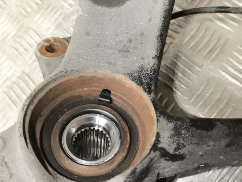 Right front steering knuckle PEUGEOT 108 1.0 VTi 72 | BP25735441M26 