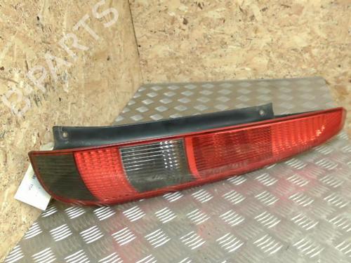 Used Right taillight FORD FIESTA V (JH_, JD_) 1.4 16V (80 hp) 21745168