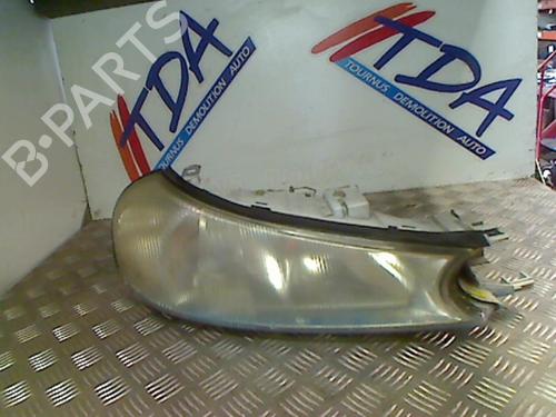 Used Right headlight FORD MONDEO II (BAP) 2.0 i (131 hp) 21739135