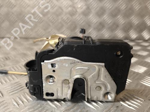 Used Front right lock MERCEDES-BENZ C-CLASS (W203) C 220 CDI (203.008) (150 hp) 22011535