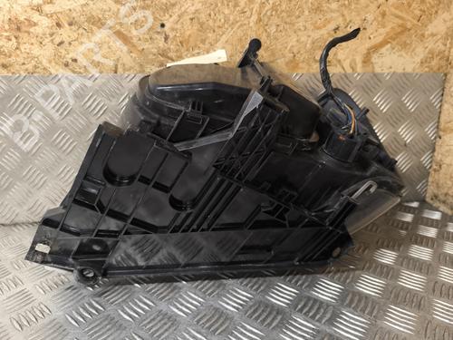 Right headlight LAND ROVER FREELANDER 2 (L359) 2.2 TD4 4x4 | BP22597197C29
