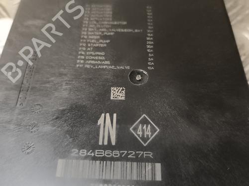 Zekeringkast RENAULT MEGANE IV Hatchback (B9A/M/N_) 1.5 dCi 110 (B9A3) | BP26167610E1 