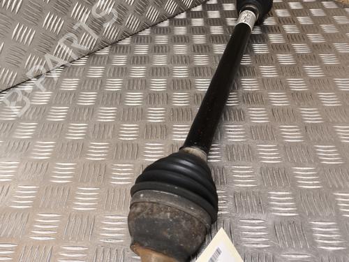 Used Right front driveshaft PEUGEOT 208 I (CA_, CC_) 1.6 HDi / BlueHDi 75 (75 hp) 30886784
