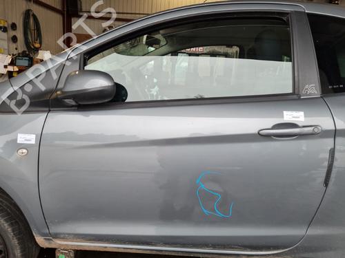 Used Left front door FORD KA (RU8) 1.2 (69 hp) 21740689