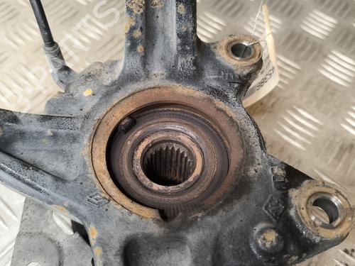 Left front steering knuckle RENAULT CLIO IV (BH_) 1.5 dCi 90 | BP29256103M25