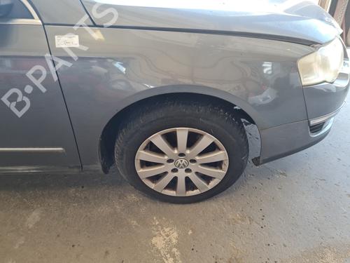 Used Right front fenders VW PASSAT B6 Variant (3C5) 2.0 TDI 16V (140 hp) 27162130