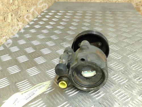 Used Steering pump RENAULT SCÉNIC I MPV (JA0/1_, FA0_) 1.9 dCi (JA05, JA1F) (102 hp) 21738210