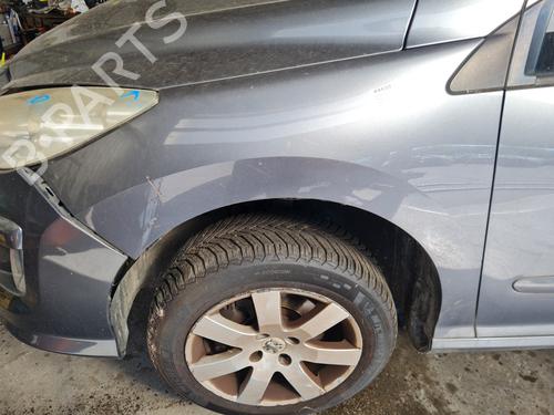 Used Left front fenders PEUGEOT 308 I (4A_, 4C_) 1.6 HDi (109 hp) 27305090
