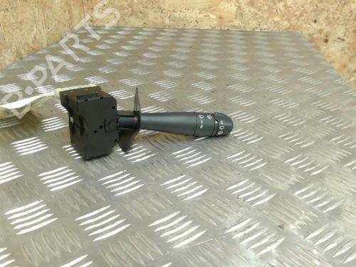 Used Steering column stalk RENAULT CLIO II (BB_, CB_) 1.5 dCi (B/CB07) (65 hp) 21729449