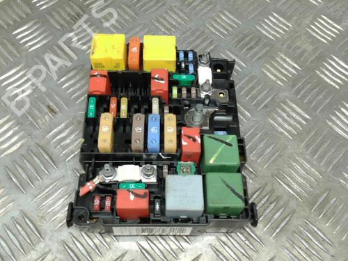 Used Fuse box PEUGEOT 208 I (CA_, CC_) 1.6 HDi / BlueHDi 75 (75 hp) 21742154