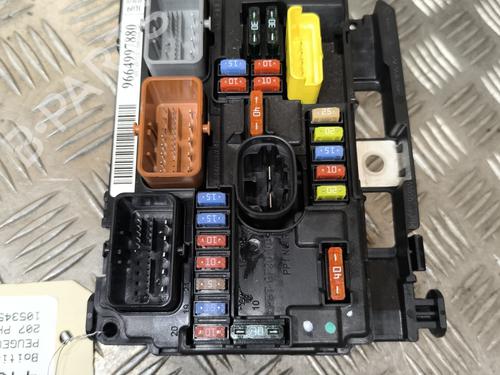 Zekeringkast PEUGEOT 207 (WA_, WC_) 1.4 HDi (68 hp) 25441432