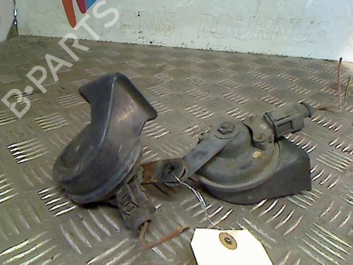 Used Horn VW PASSAT B5.5 (3B3) 1.9 TDI (101 hp) 21747470