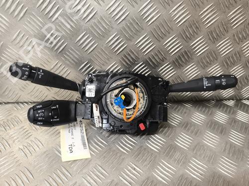 Used Steering column stalk PEUGEOT 308 II (LB_, LP_, LW_, LH_, L3_) 1.5 BlueHDi 130 (131 hp) 30125535