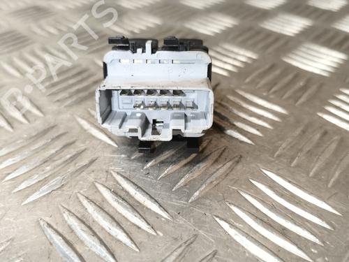 Left front window switch RENAULT MEGANE II (BM0/1_, CM0/1_) 1.6 16V (BM0C, CM0C) | BP27727190I27