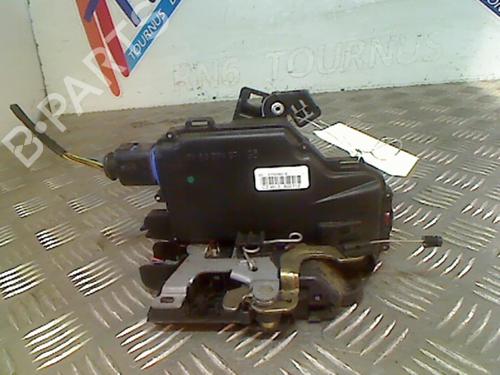 Venstre bak lås SKODA FABIA I (6Y2) 1.2 (54 hp) 21738719