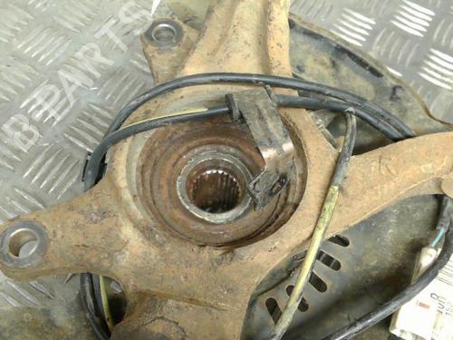 Used Right front steering knuckle TOYOTA URBAN CRUISER (_P1_) 1.4 D-4D 4WD (NLP115_, NLP115R) (90 hp) 21735191