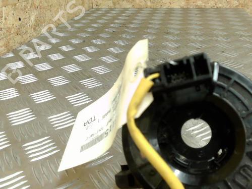 Kontaktrulle Airbag TOYOTA YARIS (_P9_) 1.3 VVT-i (SCP90_, SCP90R) (87 hp) 21737114