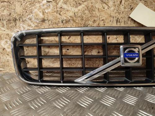 Used Grille VOLVO XC90 I (275) D5 AWD (185 hp) 21749282