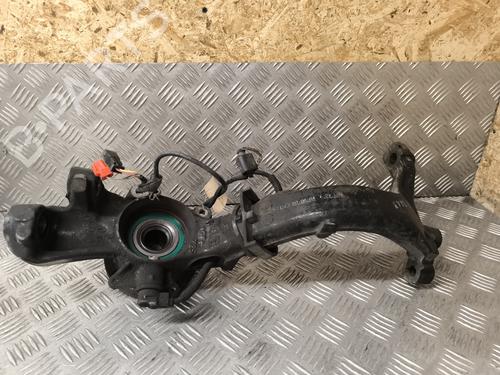 Venstre Styrespindel Lejehus VW PASSAT B5.5 (3B3) 1.9 TDI | BP26156892M25 